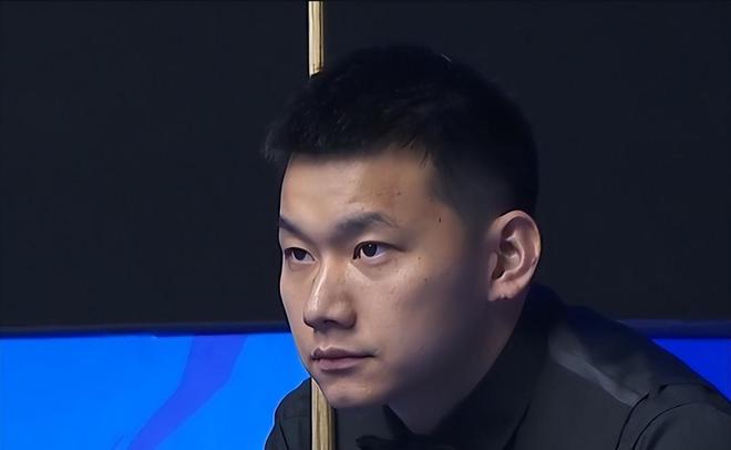 ！白雨露逆袭詹米琼斯中国军团三连胜！凯时尊龙人生就是博英锦赛资格赛爆冷(图1)