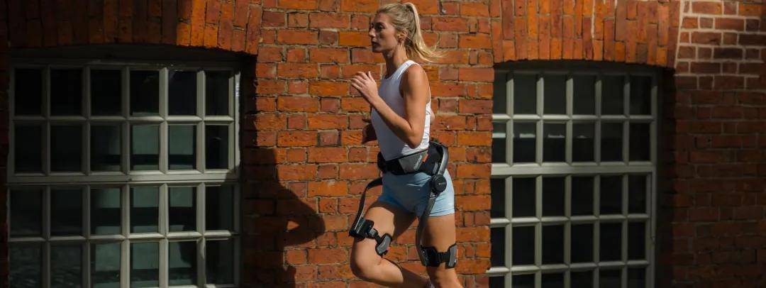 智能硬件、AI大事件 嘉宾商学年终盘点z6尊龙·中国网站2025产业链黑马、(图10)